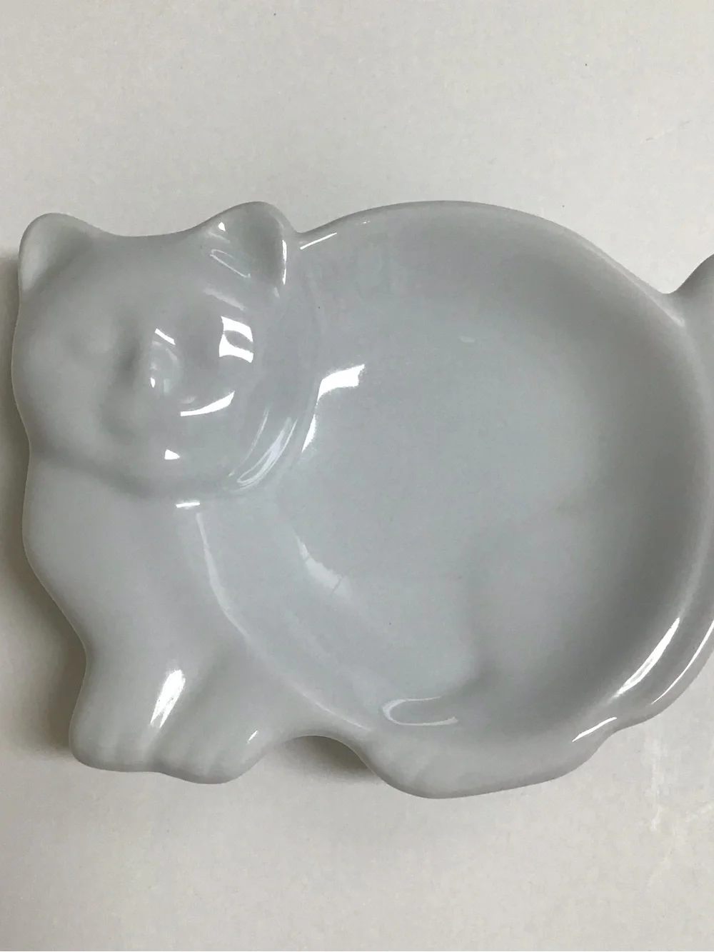 Knobler Porcelain White Cat Tea Bag Holder Trinket Dish Gum 3x4” Japan Vintage